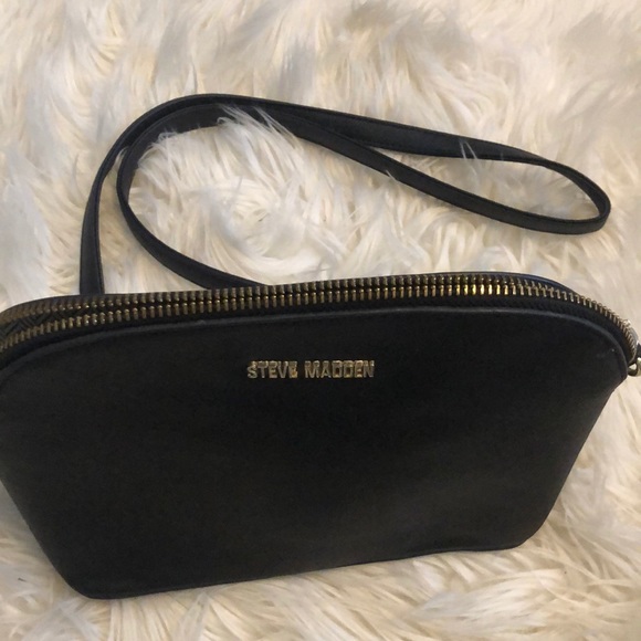 Crossbody - Picture 6 of 8